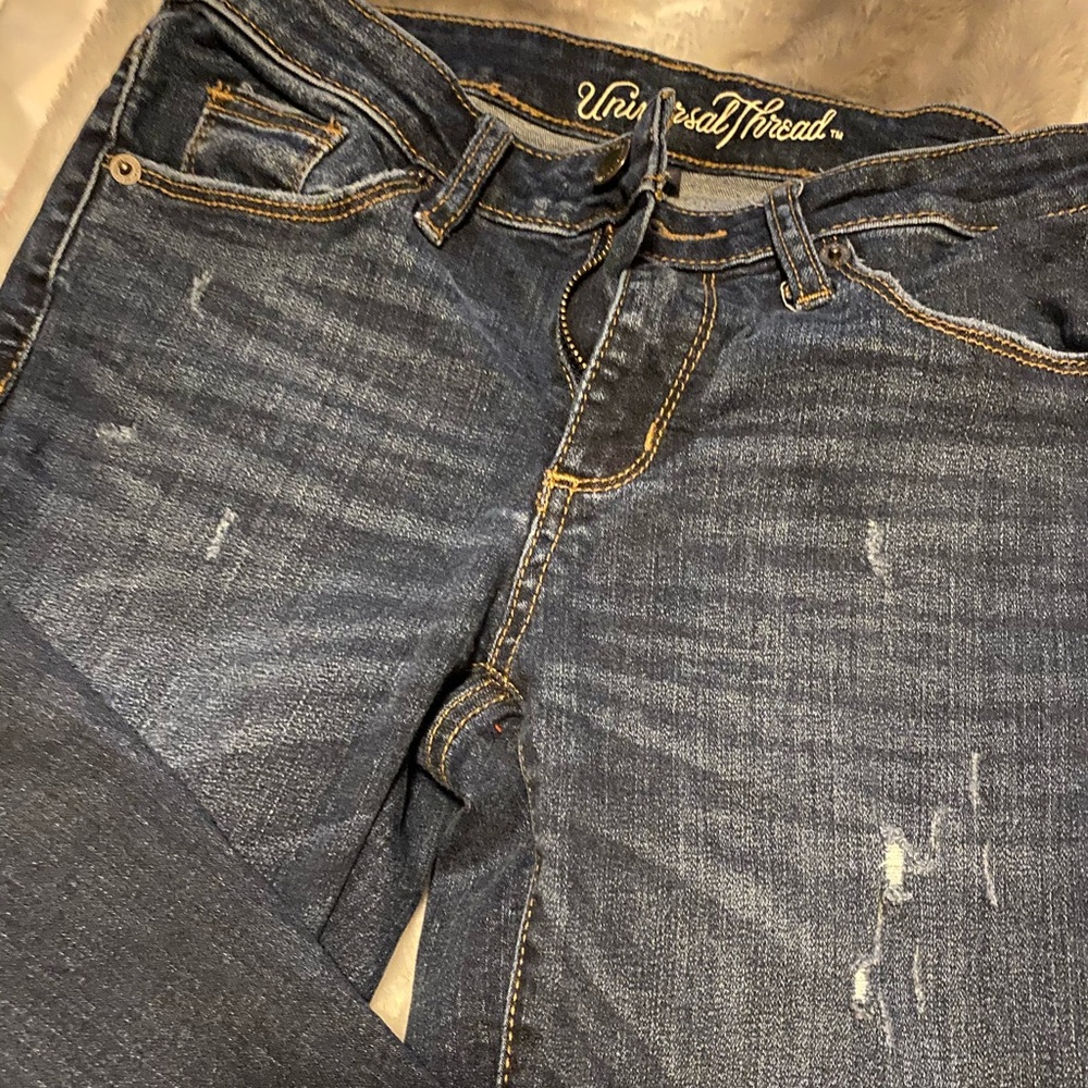 Light ripped jeans dark wash